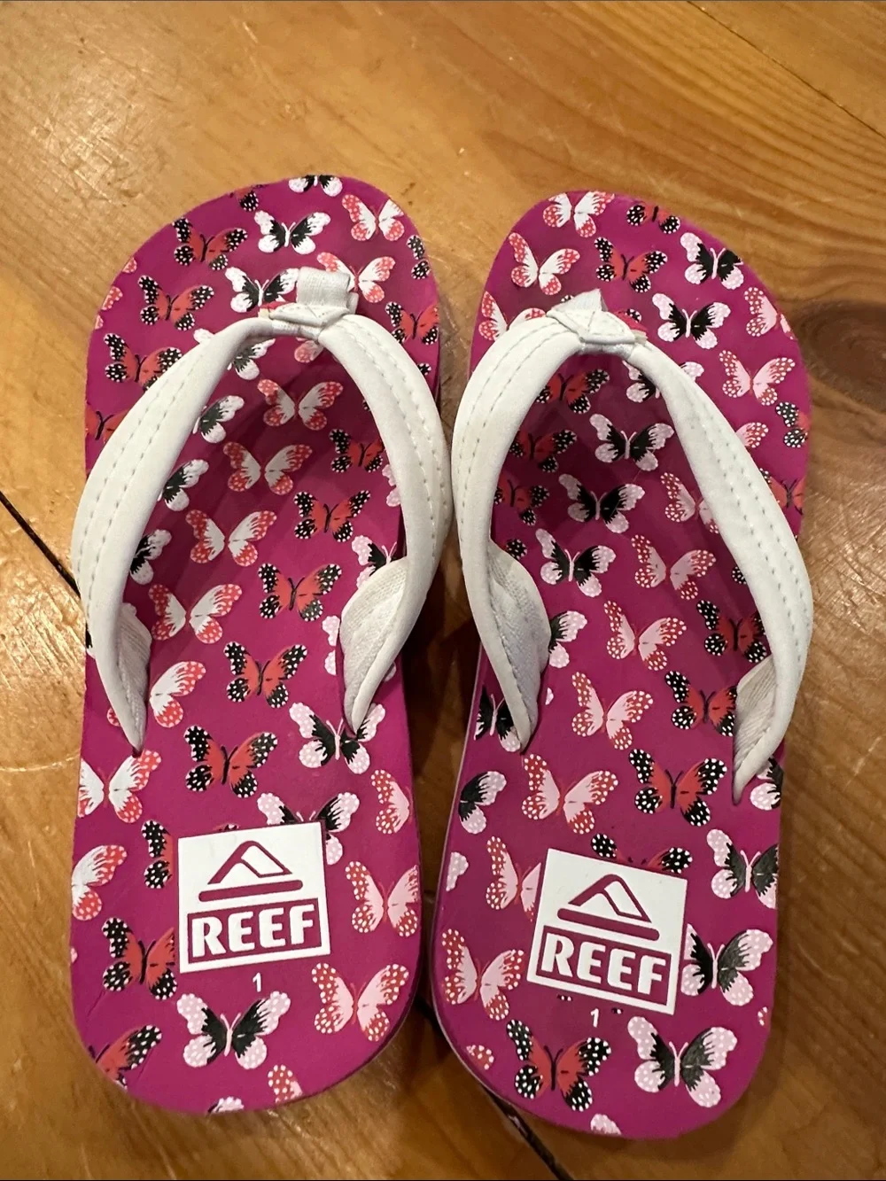 Reef Kids Pink Butterfly Flip Flops with White Straps